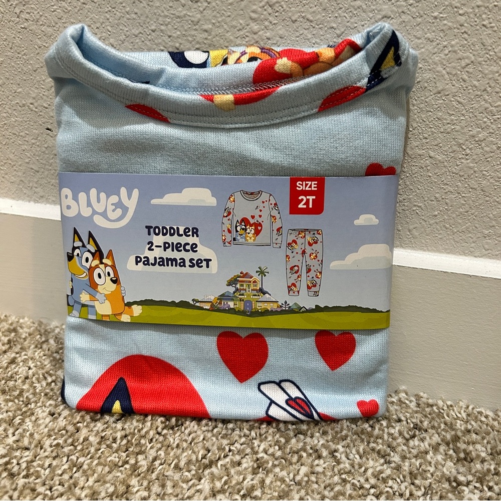 Bluey Baby & Toddler 2 Piece Pajama Set NWT 18m, 2T, and 3T. Sold Separately